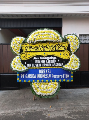 Papan Bunga Duka di Pulo Gebang